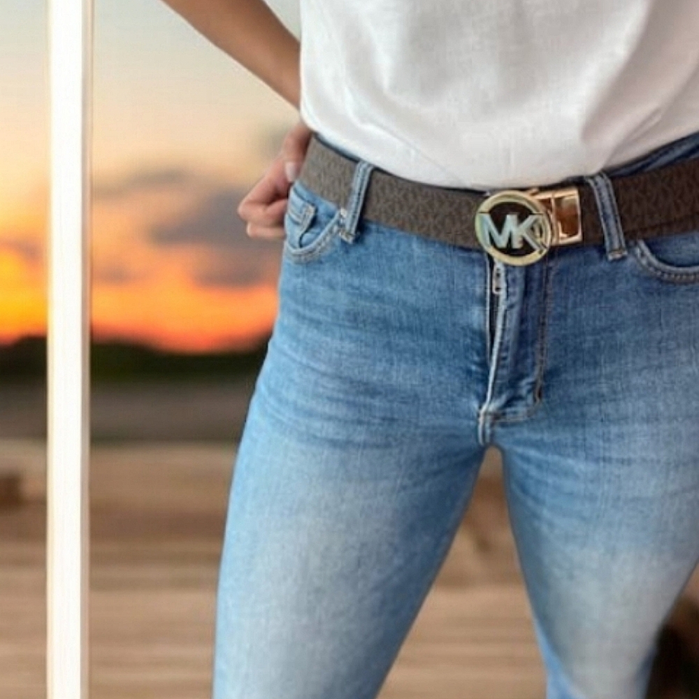 Michael Kors Women's 4 in 1  Belt Gift Set